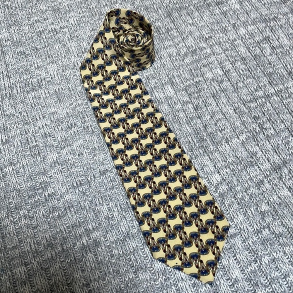 Metropolitan‎ Museum of Art MOMA Patterned Tie. 100% silk.